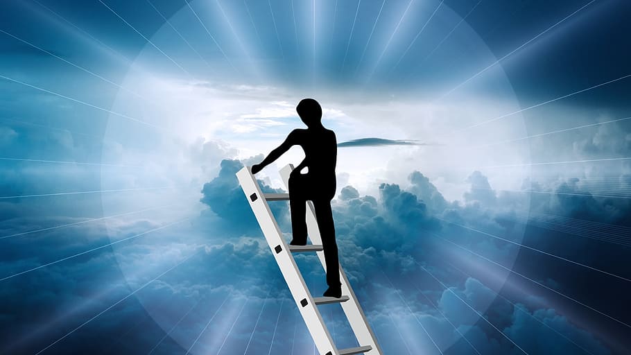 Hombre, escalada, fondo de pantalla de escalera, cabeza, éxito, más allá, nubes, cielo, dios, religión