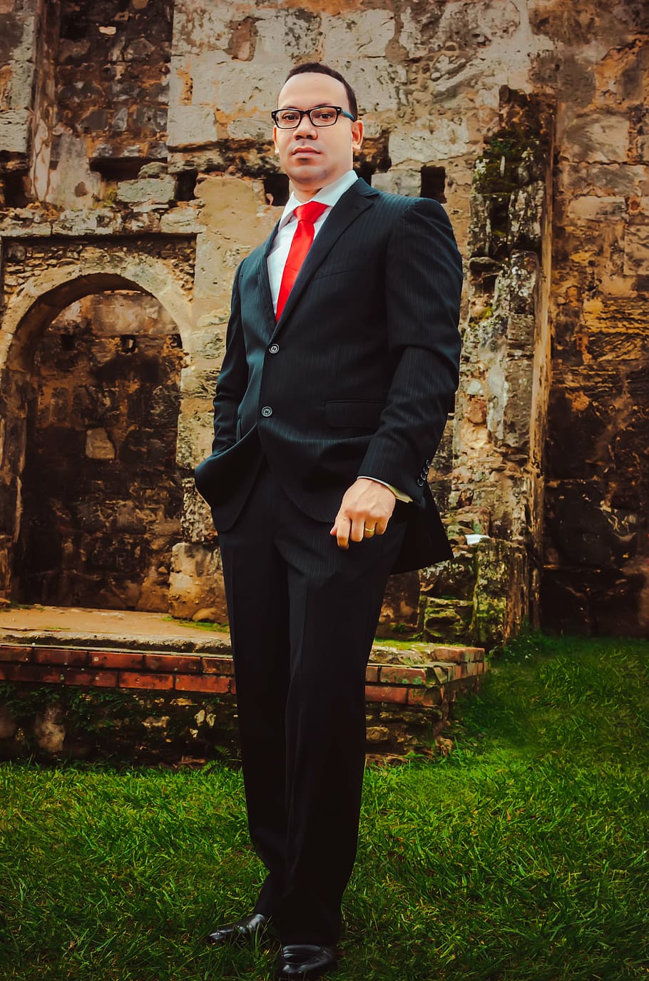 boyfriend, waiting for you, the bride, bank, romantic, hold on, landscape, well-dressed, young adult, suit