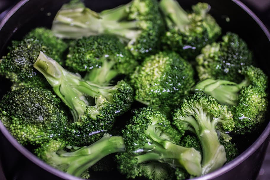 food, broccoli, vegetable, cooking, pan, healthy, meal, preparation, boiling, green