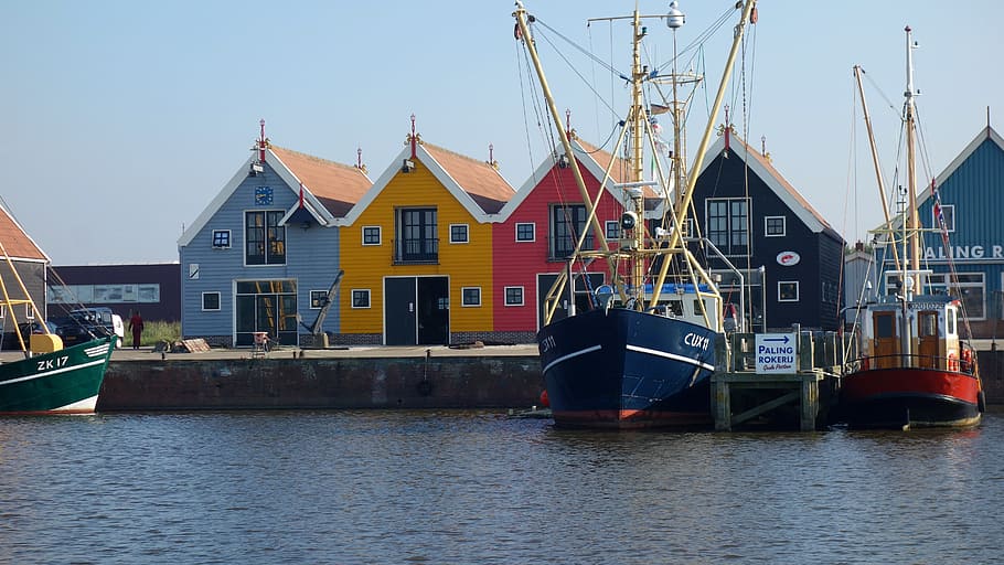 cottages, row, coloured, multicolour, colourful houses, warehouses, buildings, yellow, blue, tourism