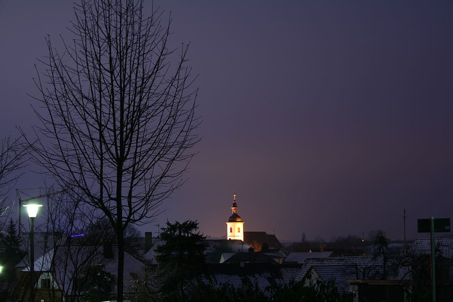 Estenfeld, Würzburg, tarde, larga exposición, noche, franconia inferior, iglesia, iluminada, árbol, oscuridad