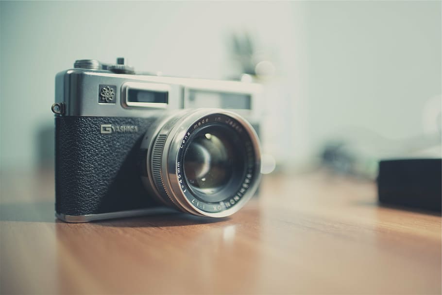 black, silver slr camera, brown, wood, selective, focus, photography, gray, milc, wooden