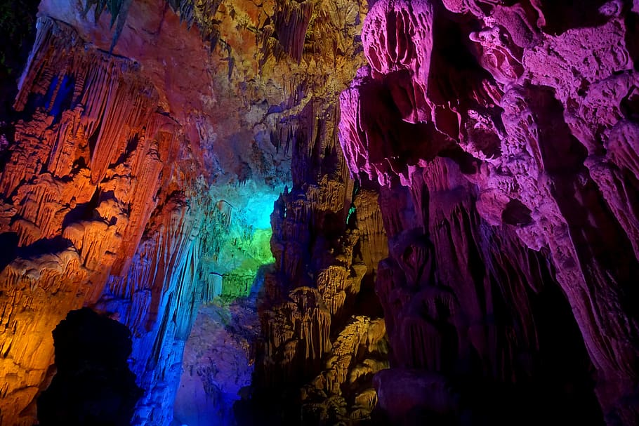 reed flute cave, guilin, stalactite, stalagmite, rock formation, guangxi, china, limestone cave, cave, rock