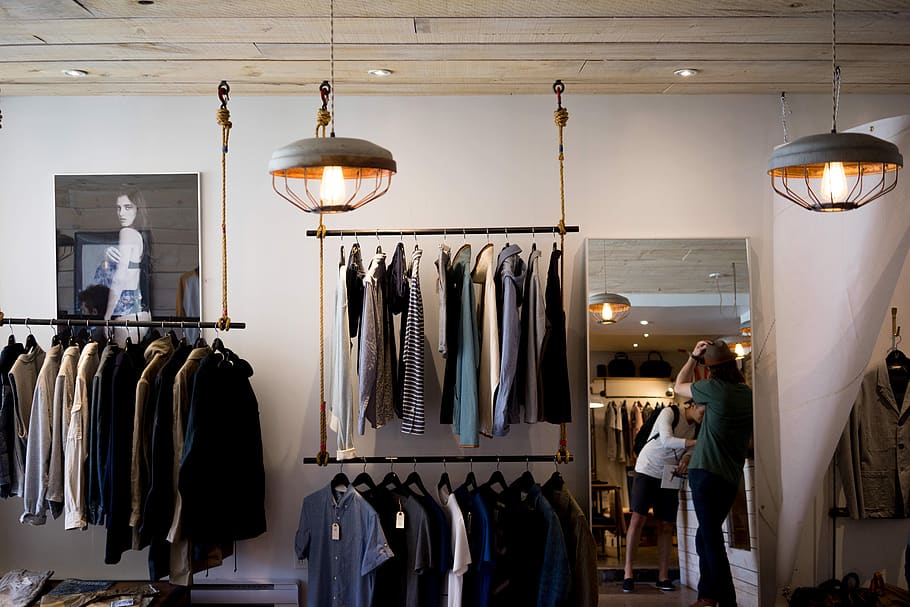 pakaian, jas, jaket, kemeja, mode, belanja, retail, e-commerce, toko, pajangan