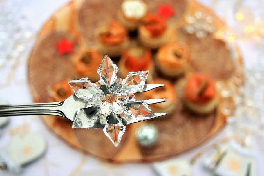 selective, focus photograph, crystal, fork, eating, new year's eve, asterisk, dessert, the ceremony, 2018