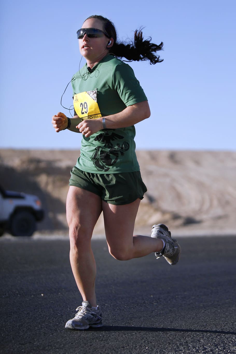 wanita, lari, jalan, siang hari, pelari, jarak jauh, kebugaran, perempuan, atlet, daya tahan