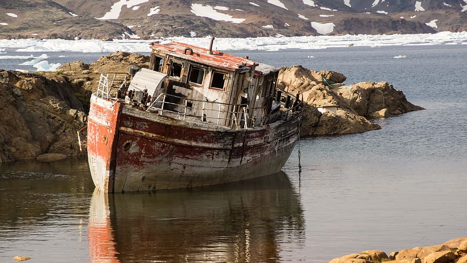 wrecked, boat, body, water, old, greenland, aged, abandoned, weathered, forgotten