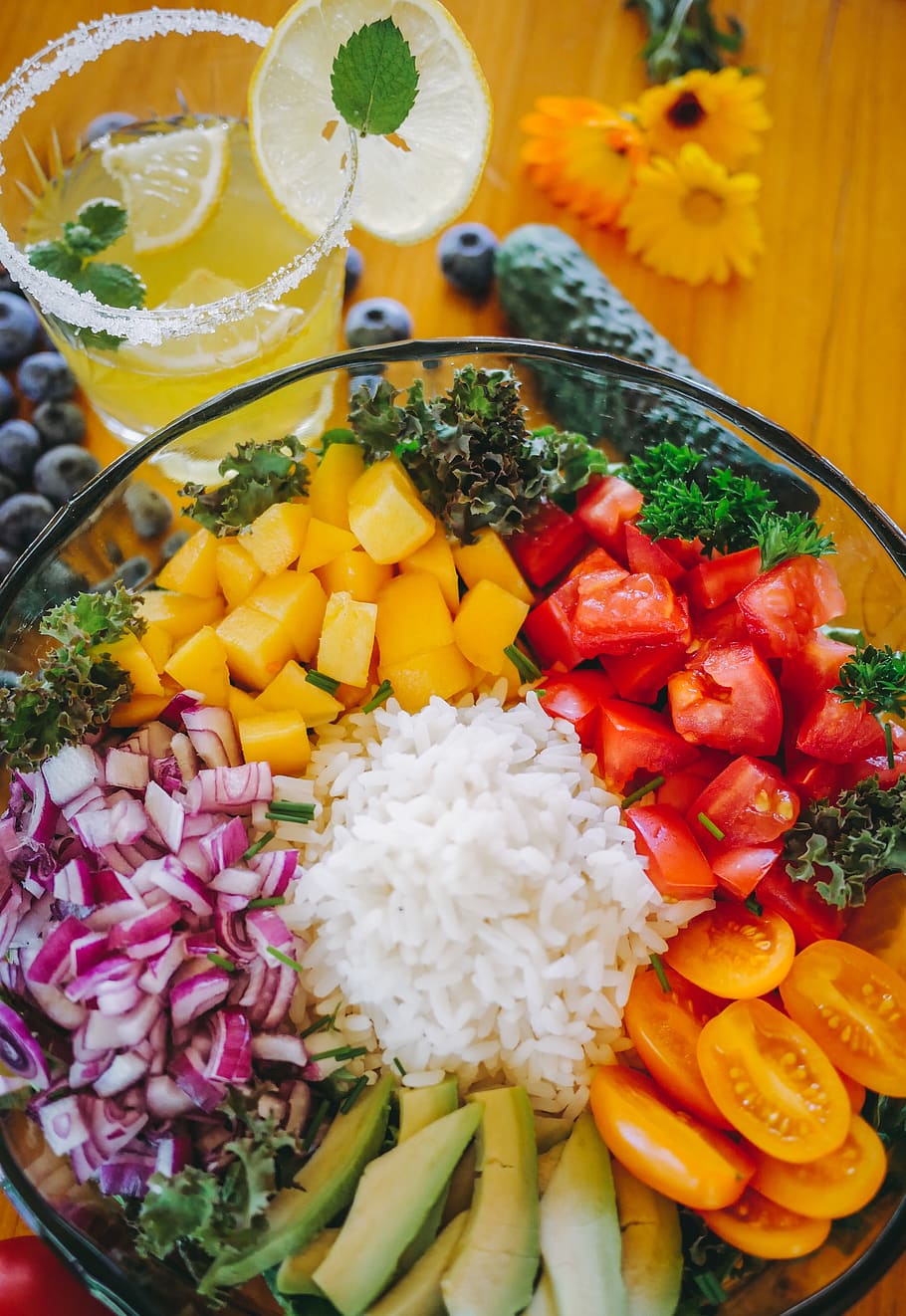 comer, salud, arroz, tomates, cebolla, limón, un aguacate, mango, verduras, saludable