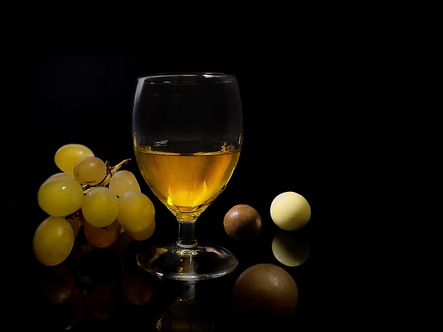 clear, wine glass, filled, yellow, liquid, grape, chocolate, liqueur, pousse cafe, digestive