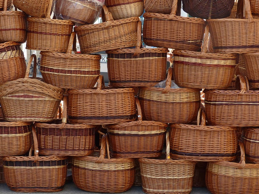 pile, brown, wicker basket, baskets, carry cot, shopping basket, woven, wicker, reputed, basket ware