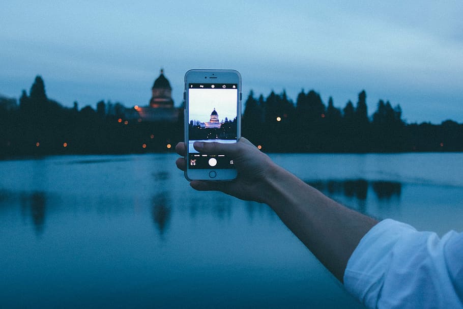 persona, tenencia, iPhone 6, tomando, imagen, edificio, Capitolio, Washington, estado, Estados Unidos