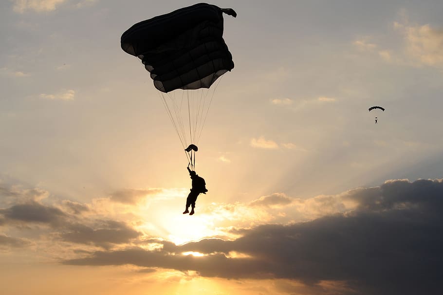 two persons skydiving, Parachute, Parachuting, Person, silhouette, silhouettes, sunset, sky, clouds, colorful