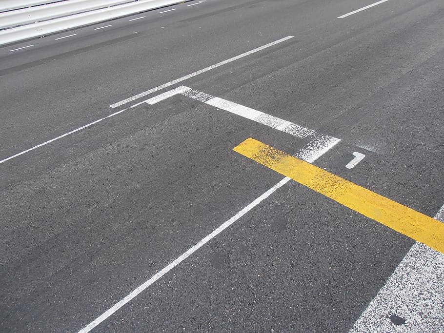 gray concrete pavement, Grand Prix, Formula 1, Asphalt, mark, pole position, road, start, street, highway