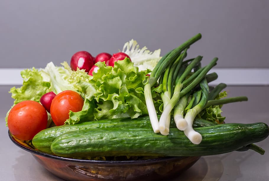 Verduras, pepino, cebolla, ensalada, comida, saludable, orgánico, fresco, vegetariano, dieta