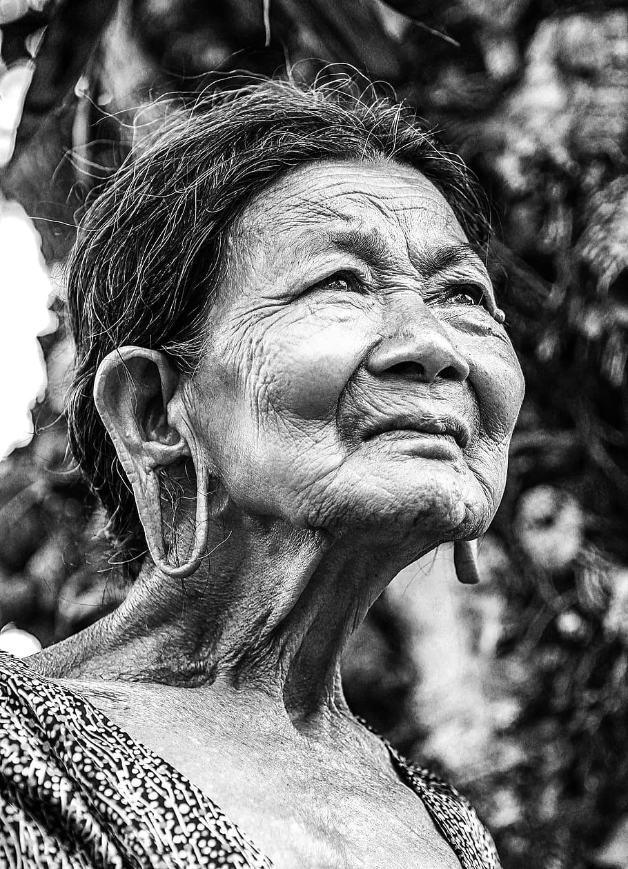 fotografía en escala de grises, mujer, vistiendo, negro, blanco, arriba, anciana, retrato, vietnam, tres tamarindo m'nong