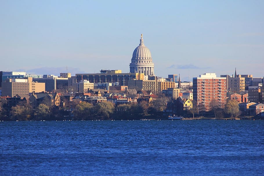 body, water, Madison, Wisconsin, Buildings, madison, wisconsin, urban, skyline, architecture, capitol