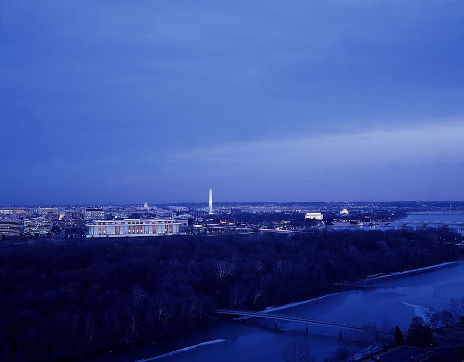 Washington DC, horizonte, paisaje urbano, río, urbano, atardecer, crepúsculo, noche, edificios, distrito de Columbia