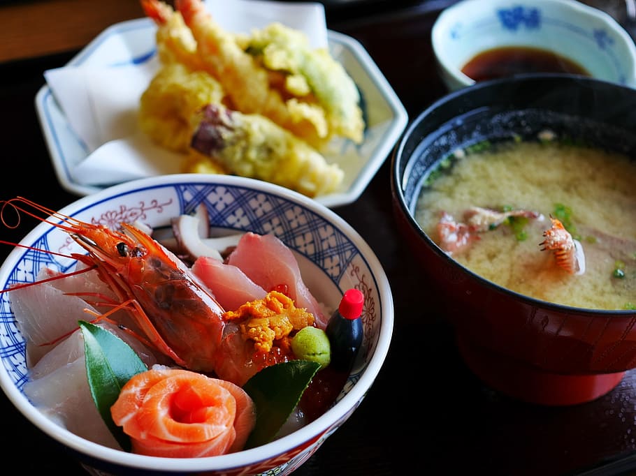 cozido, comida, tigelas, comida japonesa, comida do japão, sashimi, frutos do mar, tempura, sopa de missô, japão