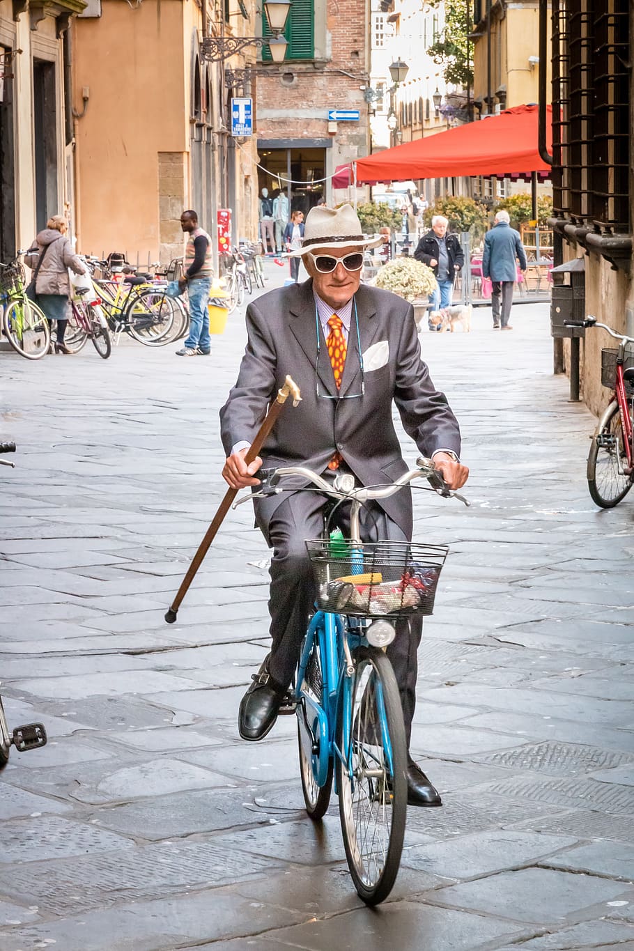 tuscany, italy, tourism, old, bicyclist's, streets, bicycle, transportation, city, architecture