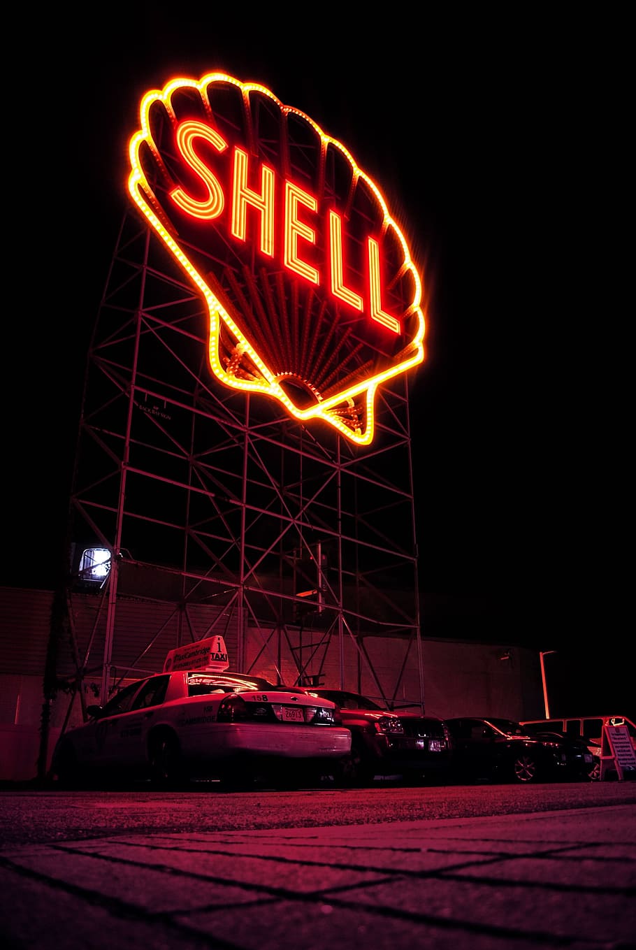 shell, billboard, oil, company, steel, logo, dark, night, light, car