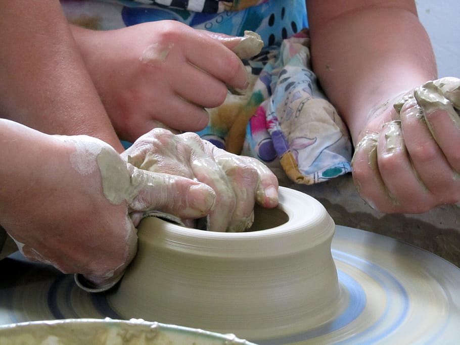pottery, kitchen utensils, Pottery, Kitchen, Utensils, kitchen utensils, potter's wheel, human hand, making, human body part, clay