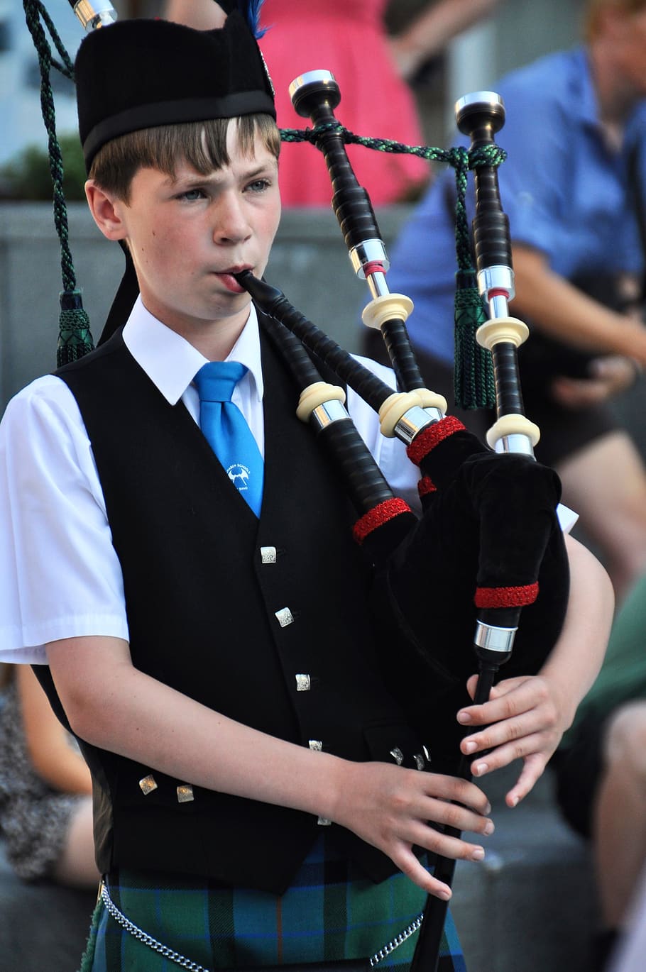 bagpipes, boy, scotland, music, hands, input device, microphone, real people, focus on foreground, holding