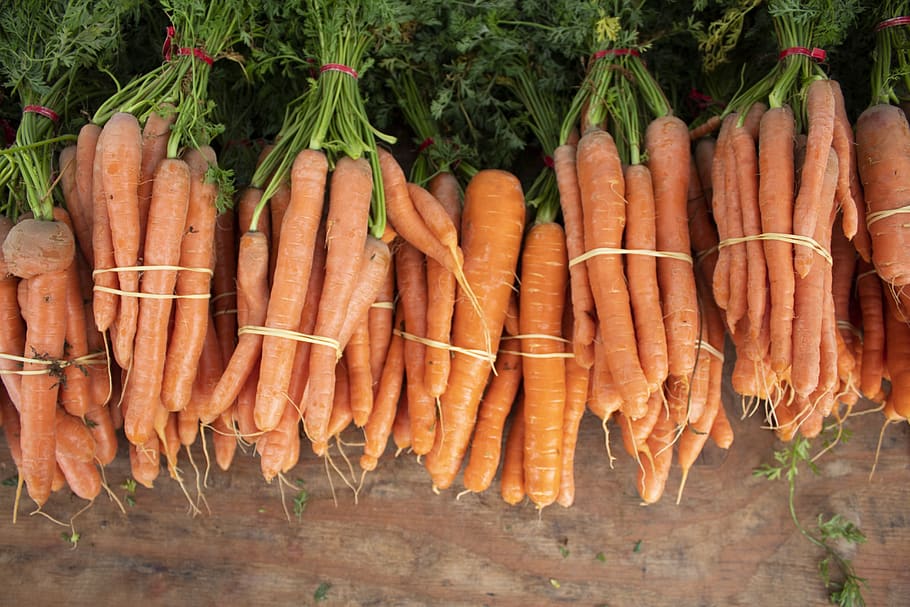 carrot, vegetable, farmers, market, orange, green, vegan, vegetarian, vegetables, healthy