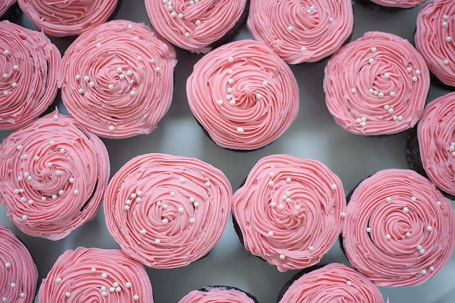 cupcakes merah muda, cupcakes, pesta, kue, makanan penutup, manis, perayaan, dipanggang, kue-pop, iklan
