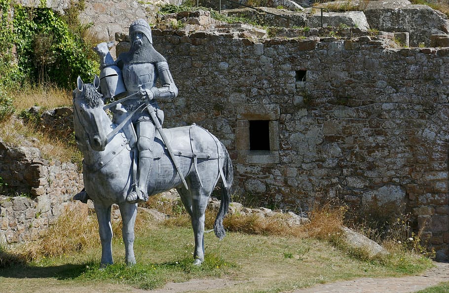 knight, riding, horse statue, concrete, wall, jersey, castle, orgueil, horse, reiter