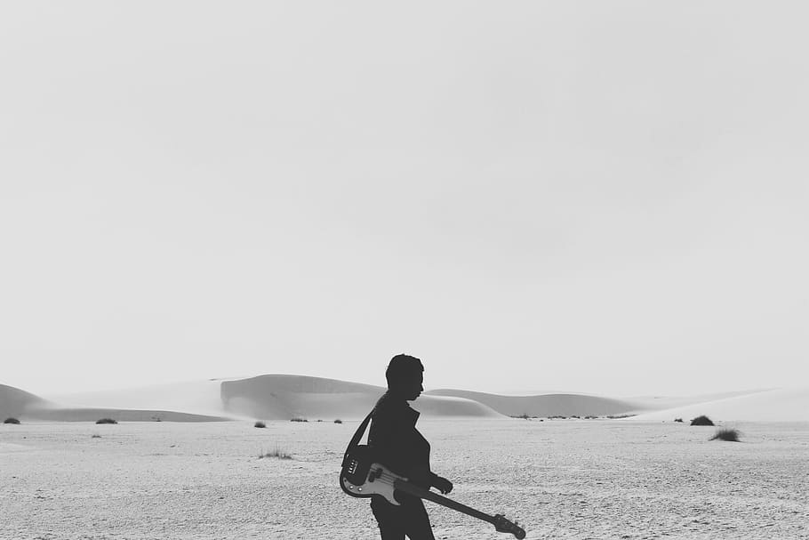 guitarrista, deserto, sahara, andar, sozinho, músico, artista, resumo, dunas de areia, dunas