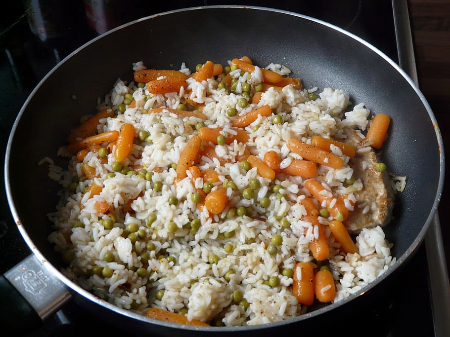 rice ladle, rice, pan, peas, carrots, court, risotto, vegetables, nutrition, food