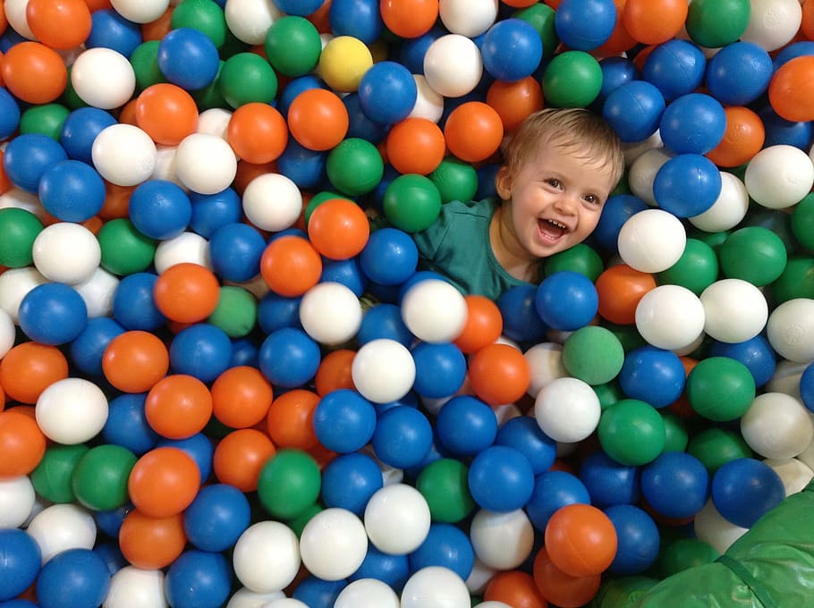 ball pool, colors, small children, happy, happiness, childhood, smiling, child, emotion, one person