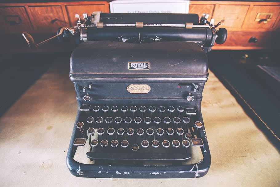 máquina de escrever, mesa, Retro, vários, tecnologia, à moda antiga, antiguidade, retrô Com estilo, velho, obsoleto