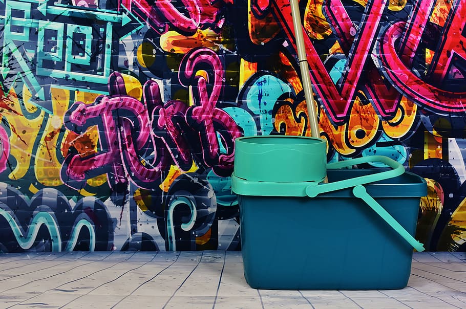 mop, bucket, graffiti wall, graffiti, putz bucket, remove, make clean, clean, cleaning, multi colored