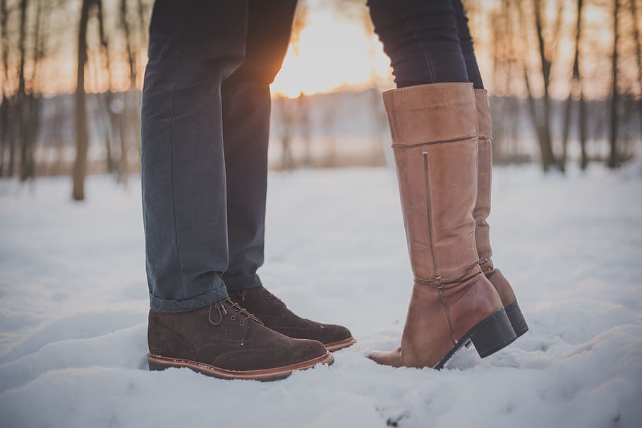 botas, sapatos, pessoas, casal, amor, romance, neve, frio, inverno, moda