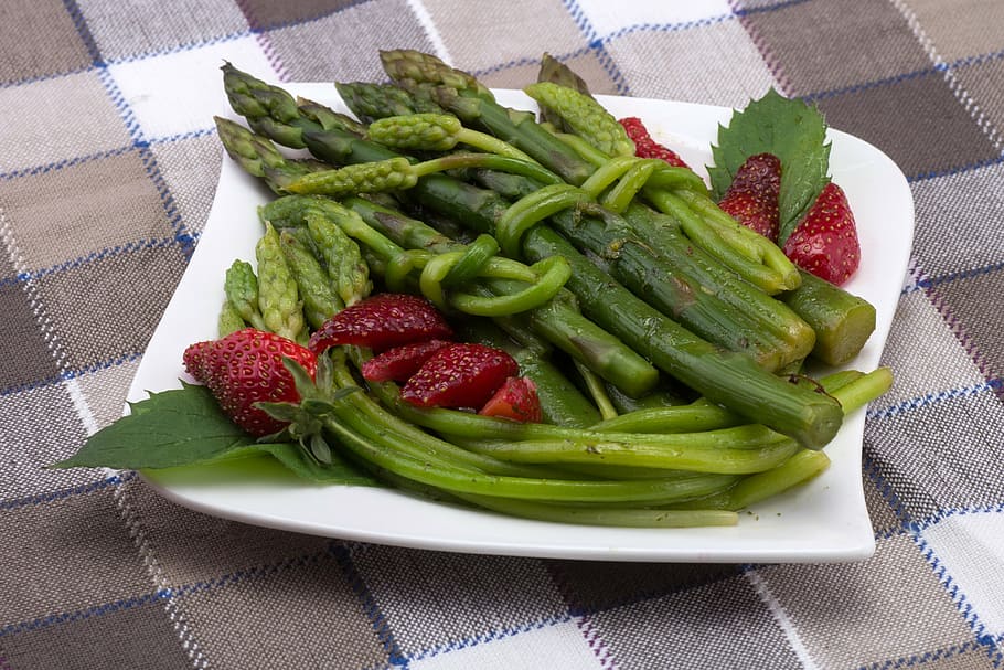 vegetables, asparagus, plate, asparagus time, green asparagus, cooked, vegetable, healthy eating, food and drink, food