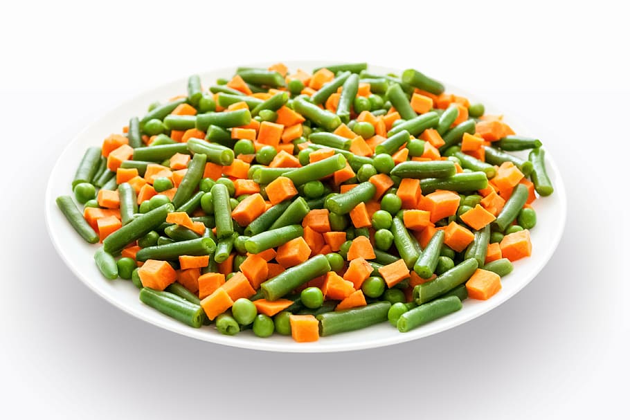 sliced, carrots, beans, green, peas, round, ceramic, plate, vegetables, mix