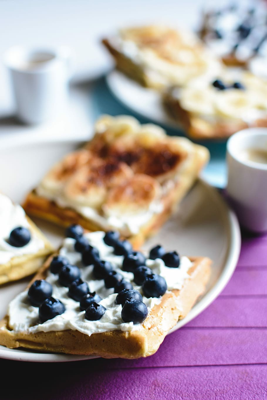 waffles bluberries, café expresso, banana, waffles, café, mirtilos, café da manhã, colorido, sobremesa, waffle