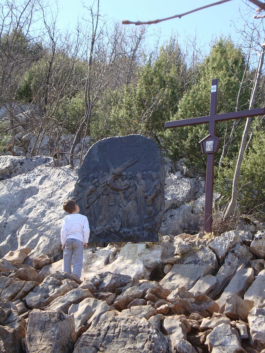 stations of the cross, cross, kid, cliff, rocks, child, pilgrim, our lady of medjugorje, real people, rock