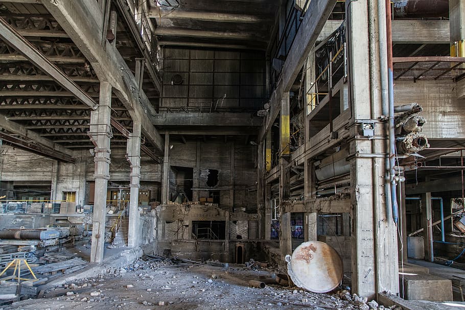arena negra, fábrica abandonada, abandonada, fábrica, industrial, construcción, antiguo, grunge, exploración urbana, urbana
