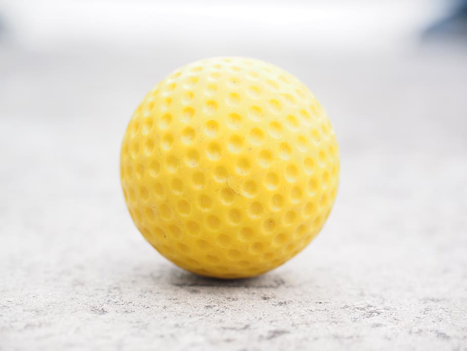 yellow, golf ball, gray, surface, ball, mini golf ball, checkered, ball guide, miniature golf, minigolf plant