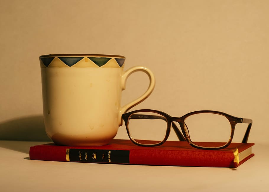 cerâmica, xícara de chá, óculos wayfarer, topo, vermelho, livro, copa, óculos, quadro, lente