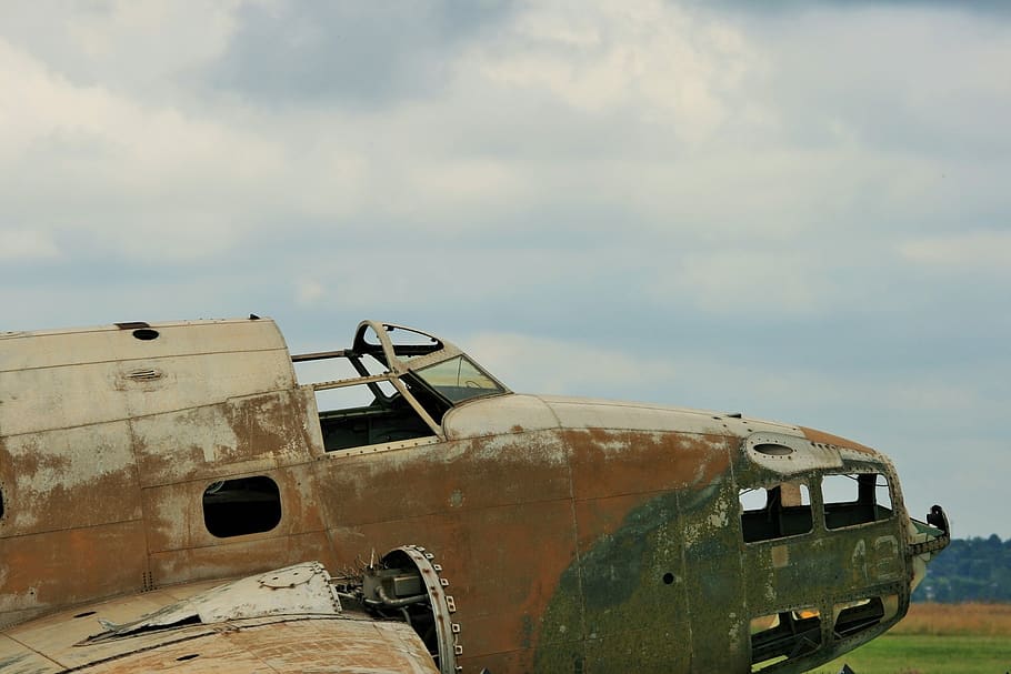 ventura, wreckage, paint, corrosion, rust, south african air force museum, obsolete, sky, mode of transportation, abandoned