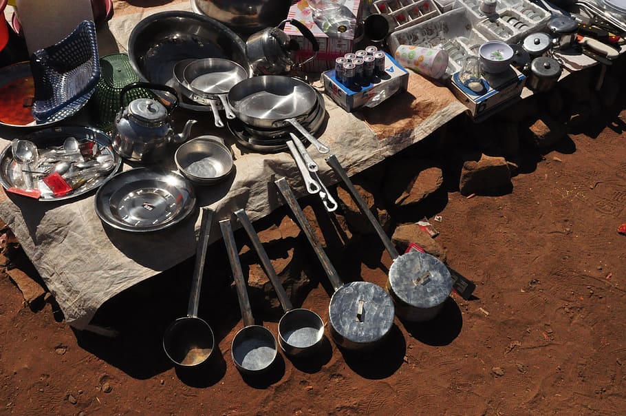 utensílios de mesa, eritreia, asmara, grande grupo de objetos, escolha, variação, vista de alto ângulo, coleção, abundância, dentro de casa