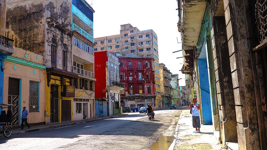 Havana, Cuba, People, havana, cuba, streetphotography, street, architecture, architecturephotos, colorful, traveladdict
