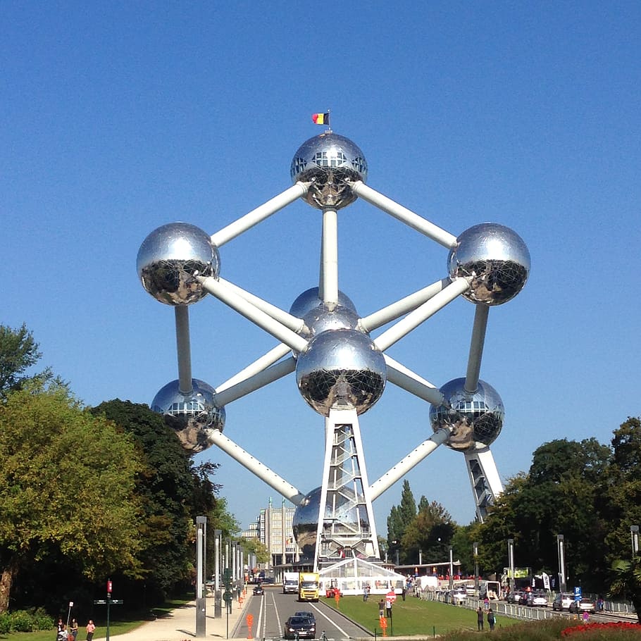 Bruselas, Bélgica, Europa, ciudad, arquitectura, viaje, señal, cielo, cielo despejado, árbol