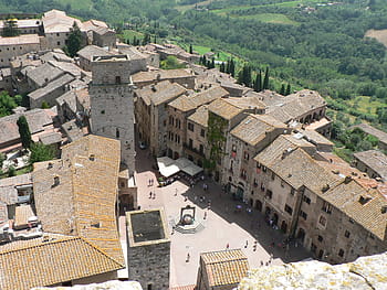 tuscany-tower-san-gimignano-view-royalty-free-thumbnail.jpg