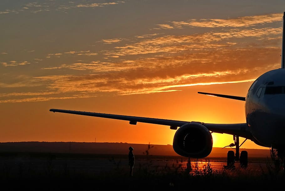 silueta, avión, anochecer, aeropuerto, amanecer, cielo, ala, vehículo aéreo, puesta de sol, color naranja