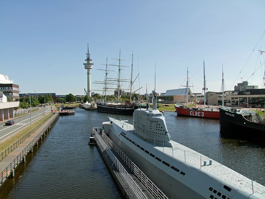 harbour museum, u boat, boot, ship, maritime museum, bremerhaven, tourism, water, port, nautical vessel