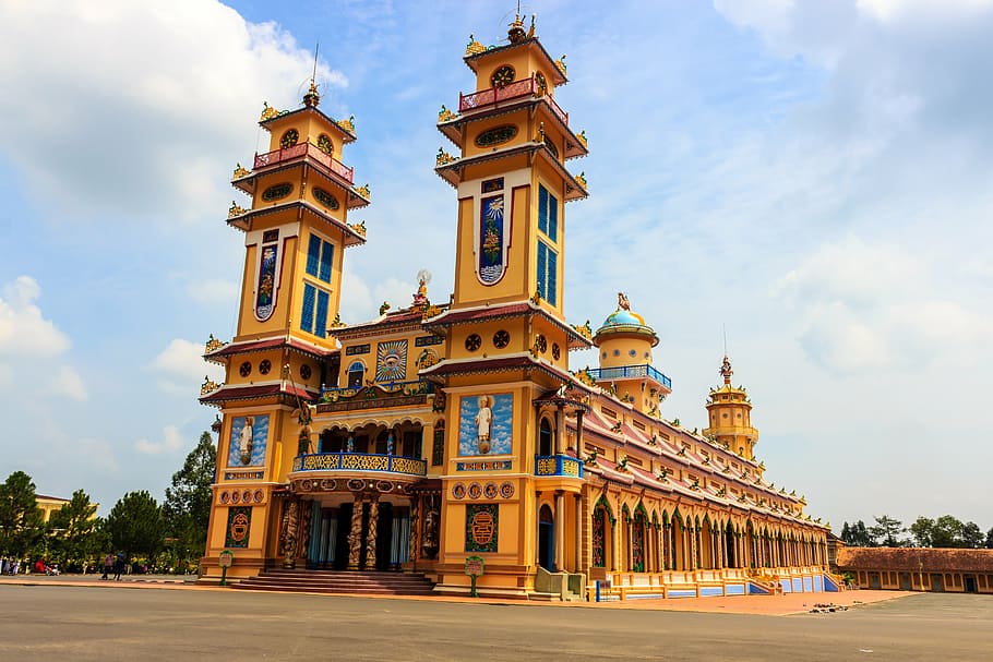 katedral coklat, kuil, vietnam, kota, asia, agama, cao dai, simbol, kuning, gereja